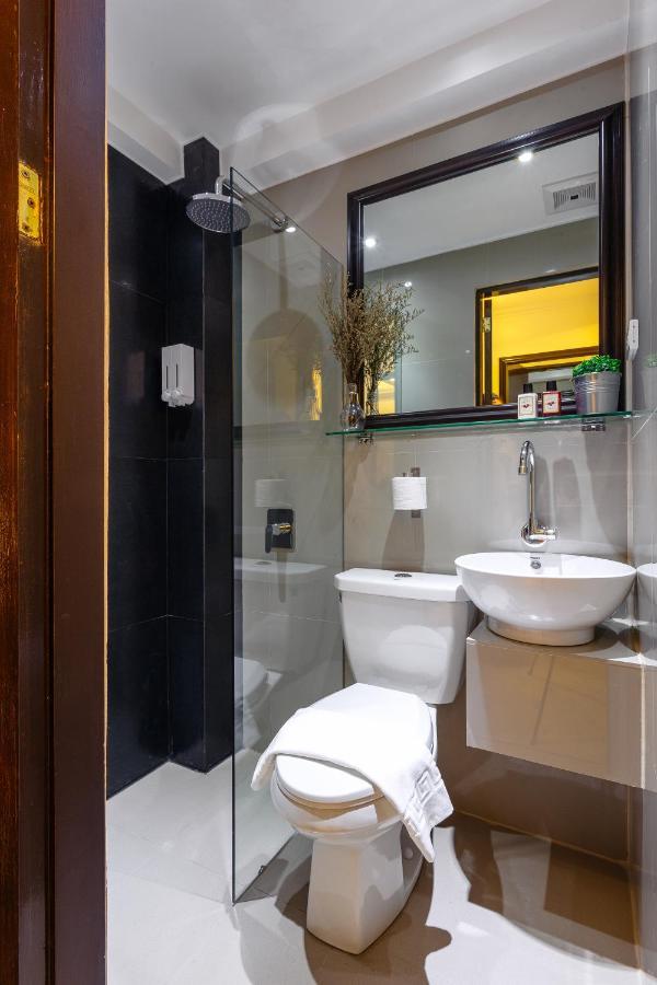 Nest Nano Suites Poblacion - Makati Makati City Ngoại thất bức ảnh