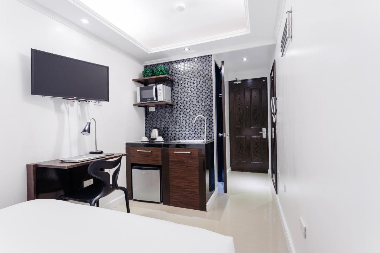 Nest Nano Suites Poblacion - Makati Makati City Ngoại thất bức ảnh